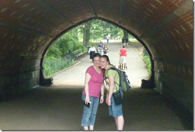 Alli and Sarin visit 091edit